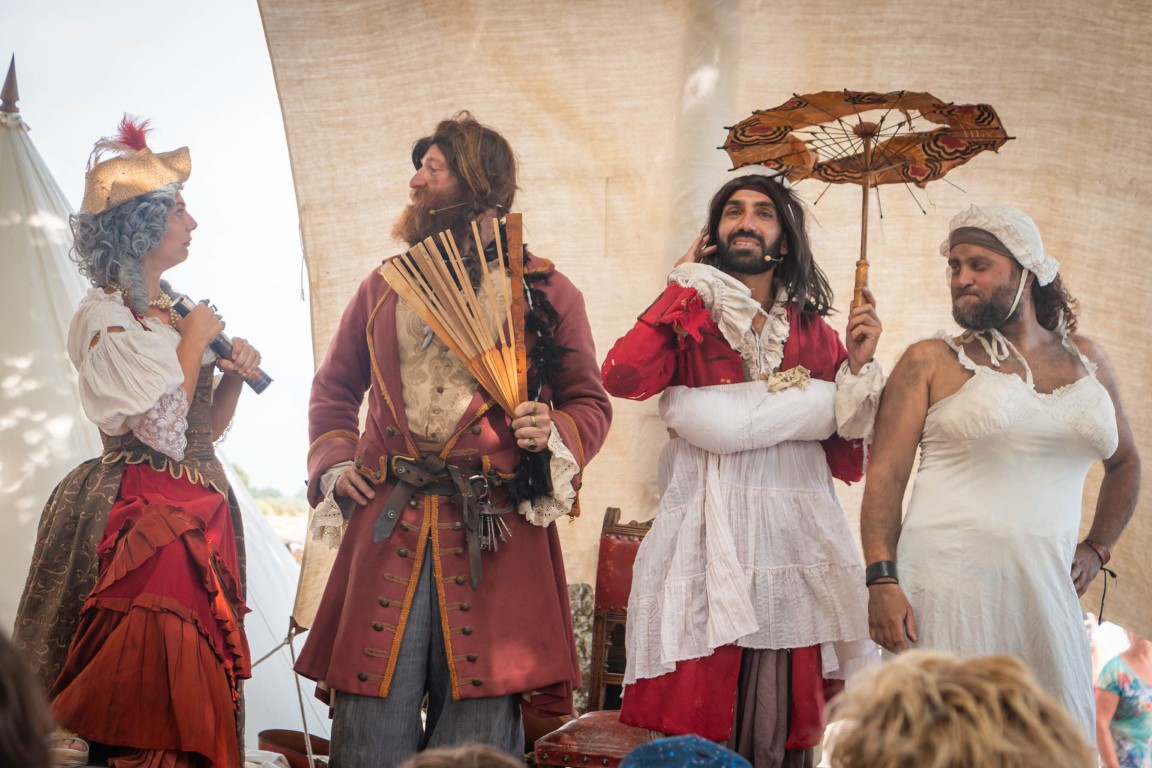 Naufrages prez debut faim.jpg