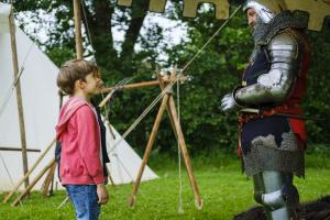 Anno 1392 33 C Armutan Nicolas Martin.jpg