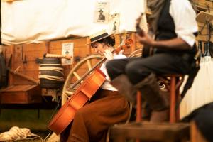 Far West 19 C Armutan Melody Morana.jpg