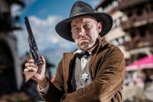 Far West 45 C Armutan C Andy Parant Arc 1950 Le Village.jpg