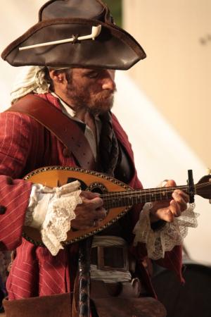 Les Naufrages 43 C Armutan Julie Billoud.JPG